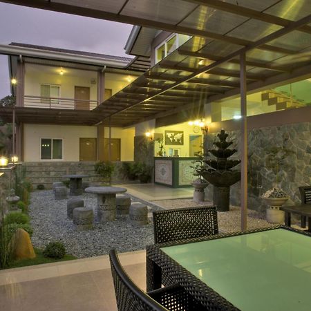 Hanan Hotel Tagaytay - Formerly Tagaytay Wingate Manor Tagaytay City Kültér fotó
