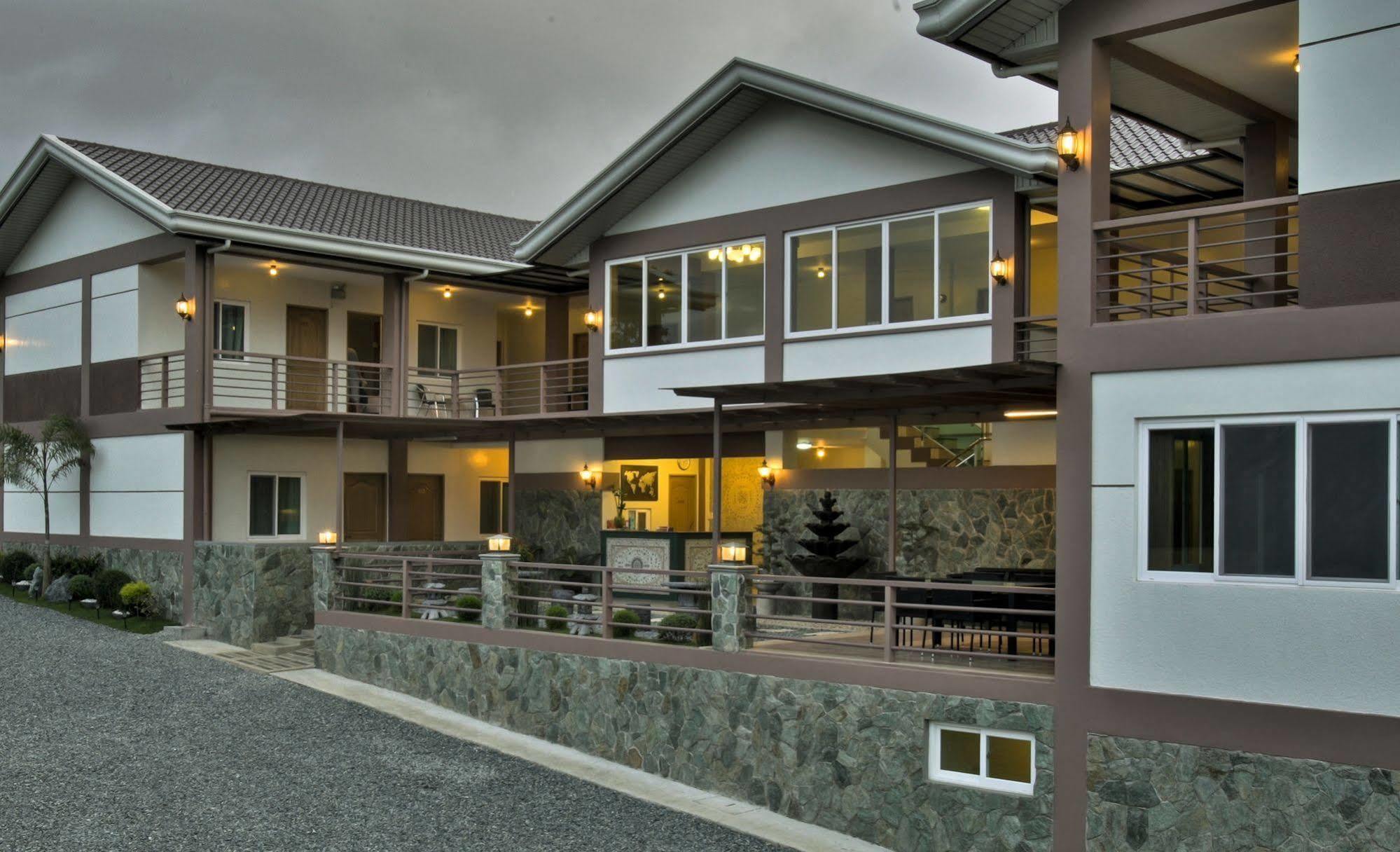 Hanan Hotel Tagaytay - Formerly Tagaytay Wingate Manor Tagaytay City Kültér fotó