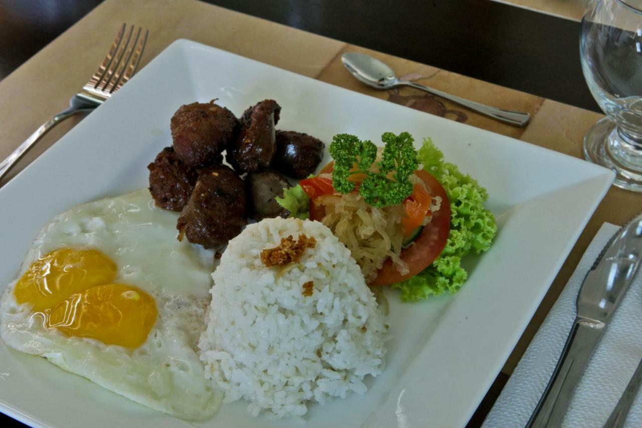 Hanan Hotel Tagaytay - Formerly Tagaytay Wingate Manor Tagaytay City Kültér fotó