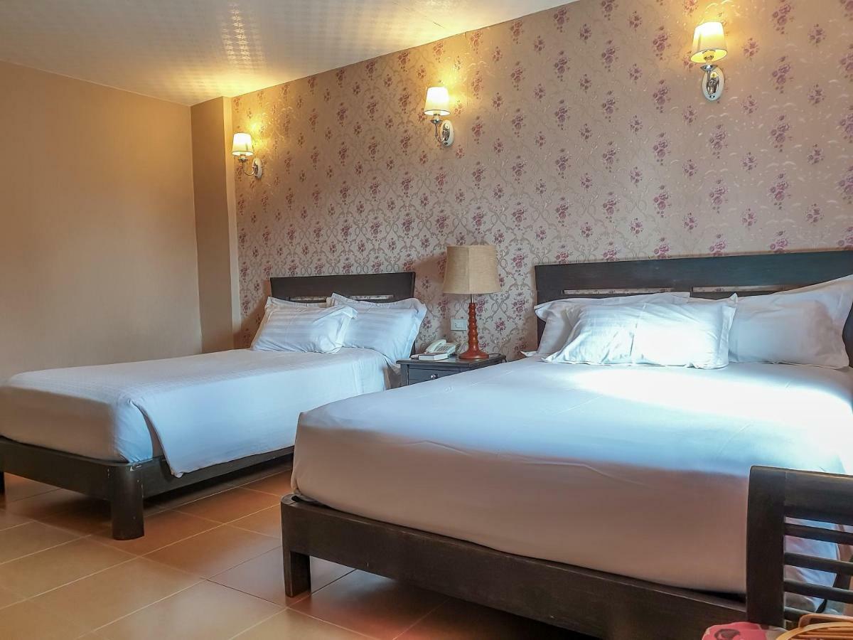 Hanan Hotel Tagaytay - Formerly Tagaytay Wingate Manor Tagaytay City Kültér fotó